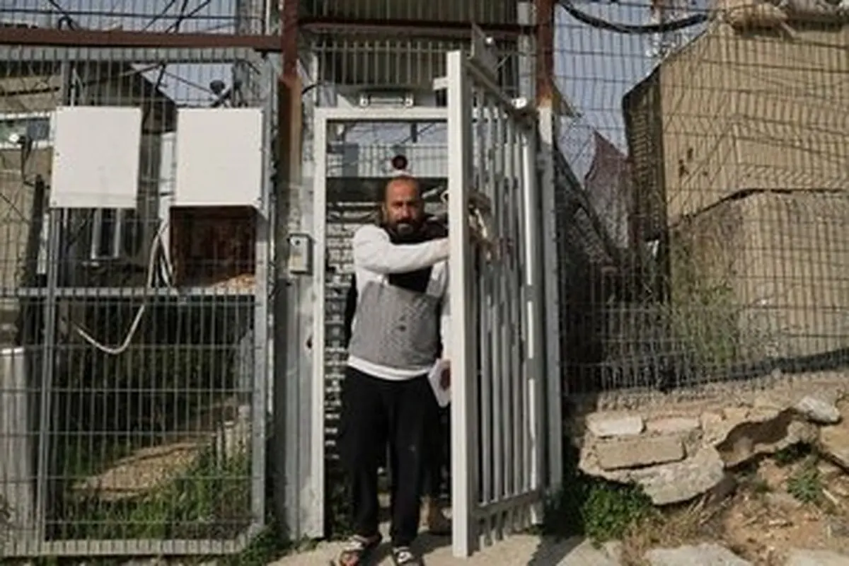 اسرائیلی‌ها فیلمساز فلسطینی برنده اسکار را آزاد کردند