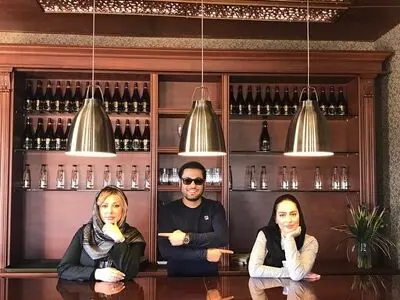 عکسی  متفاوت از نیوشا ضیغمی