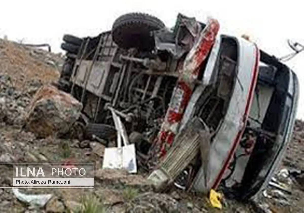 واژگونی اتوبوس ۲۲ مصدوم و 1 کشته برجای گذاشت