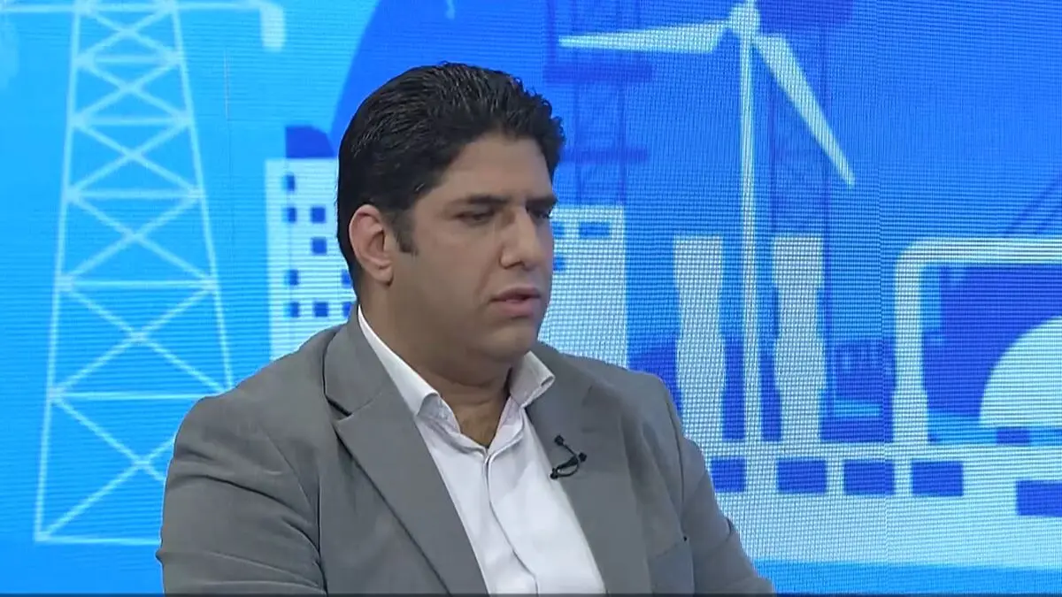 شناسایی ۵۳۰ هزار کارت سوخت نامعتبر/صرفه‌جویی روزانه بیش از ۱.۳ میلیون لیتر بنزین