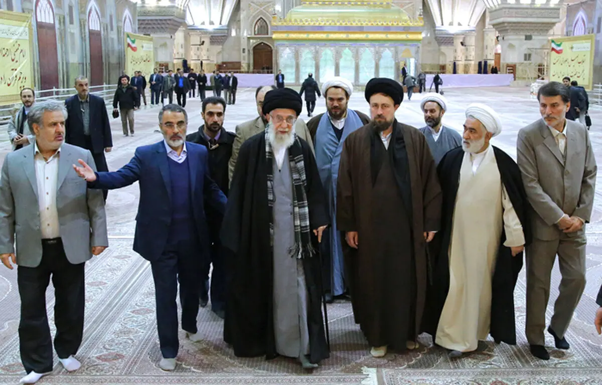 حضور رهبر انقلاب در حرم امام خمینی (س) و گلزار شهدای بهشت زهرا