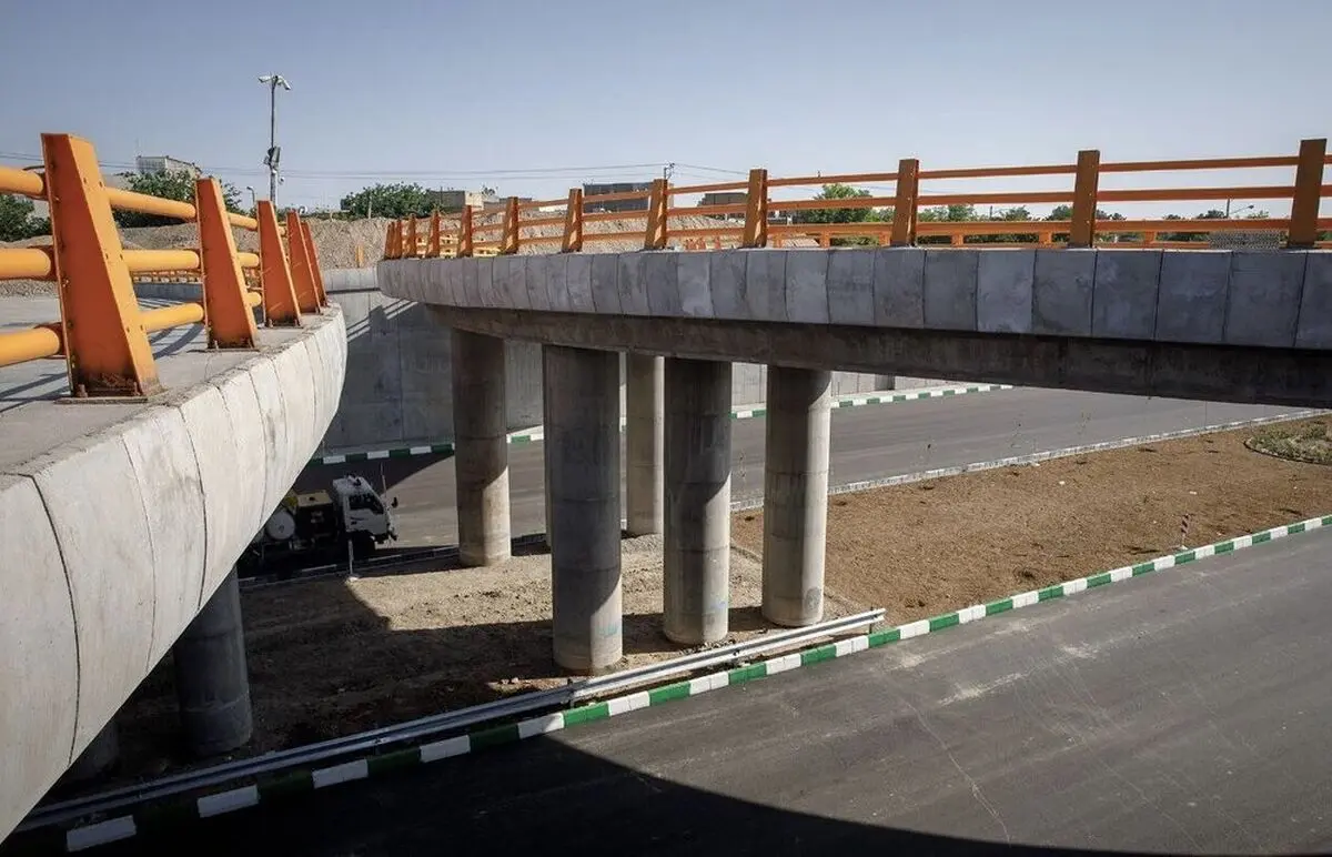 پروژه احداث معبر و پل سواره رو شهید محسن فخری زاده آماده بهره برداری شد