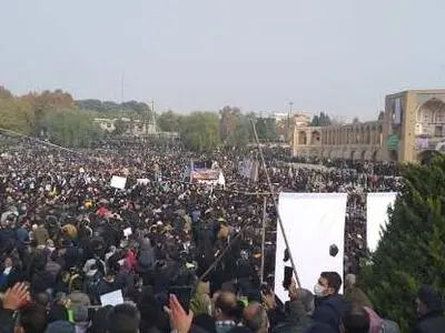 کنشگری بدون جنجال  کشاورزان اصفهانی برای رسیدن به حقابه