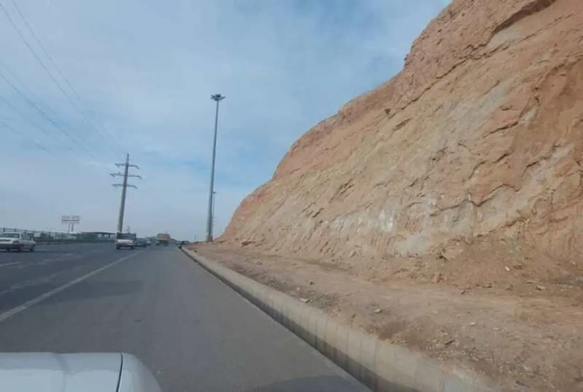 پایدار سازی ترانشه های بزرگراه پاسداران تبریز 