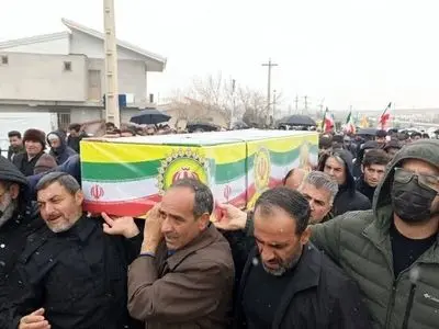 شهادت یک کارگر  مجروح شده در حمله هوایی  به کارخانه «پایارد نقده»