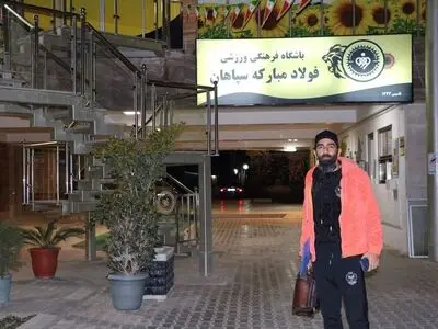  جهانی: تصمیم گرفتم فوتبال حرفه ای خود را در سپاهان ادامه دهم