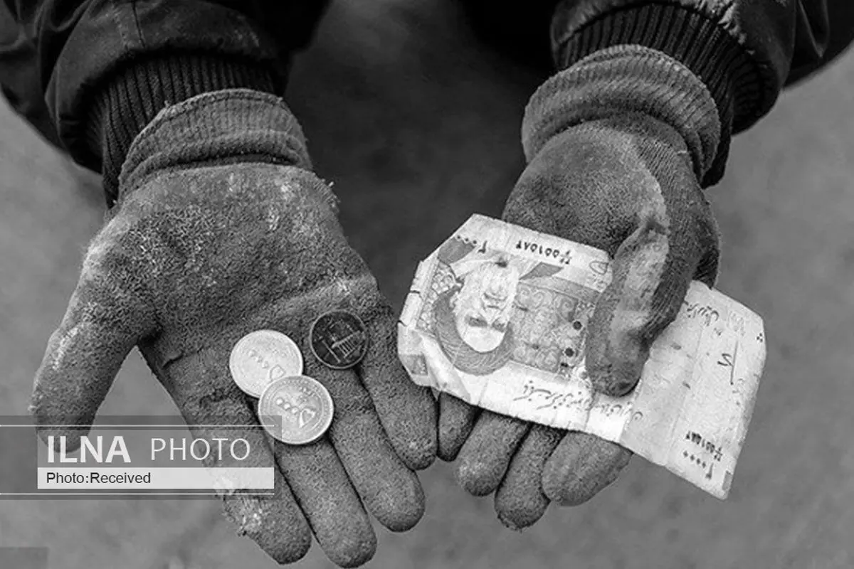 همسان‌سازیِ بازنشستگانِ کارگری روی هواست اما همسان‌سازیِ هیات علمی‌ها انجام می‌شود/ دولت حقوق پردرآمدها را زیاد می‌کند و مجلس آنها را از مالیات معاف/ کم‌درآمدها کفشِ آهنین به پا کنند