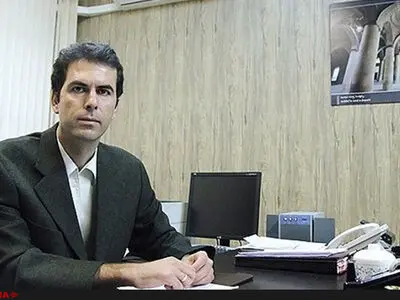 با نصبِ کاشی‌های ماندگار نه شخصی ثبت‌ملی می‌شود نه خانه‌ای/اختصاص یک کاشی برای اعلام سپاسگزاری 