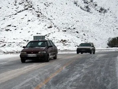 هشدار پلیس به رانندگان به دلیل مه گرفتگی در برخی جاده‌های کشور


