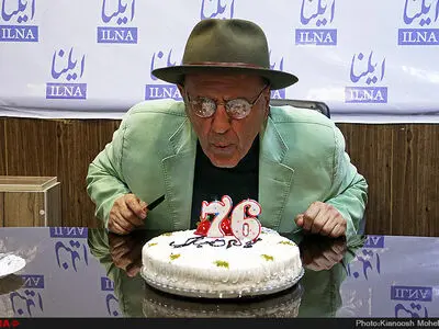 هنر ایرانی با شیب تند رو به انهدام است/ می‌ترسند مردم با کتاب گمراه شوند