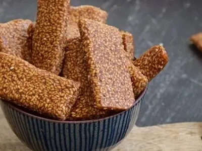 طرز تهیه حلوای کنجد، یک حلوای خوشمزه و مقوی