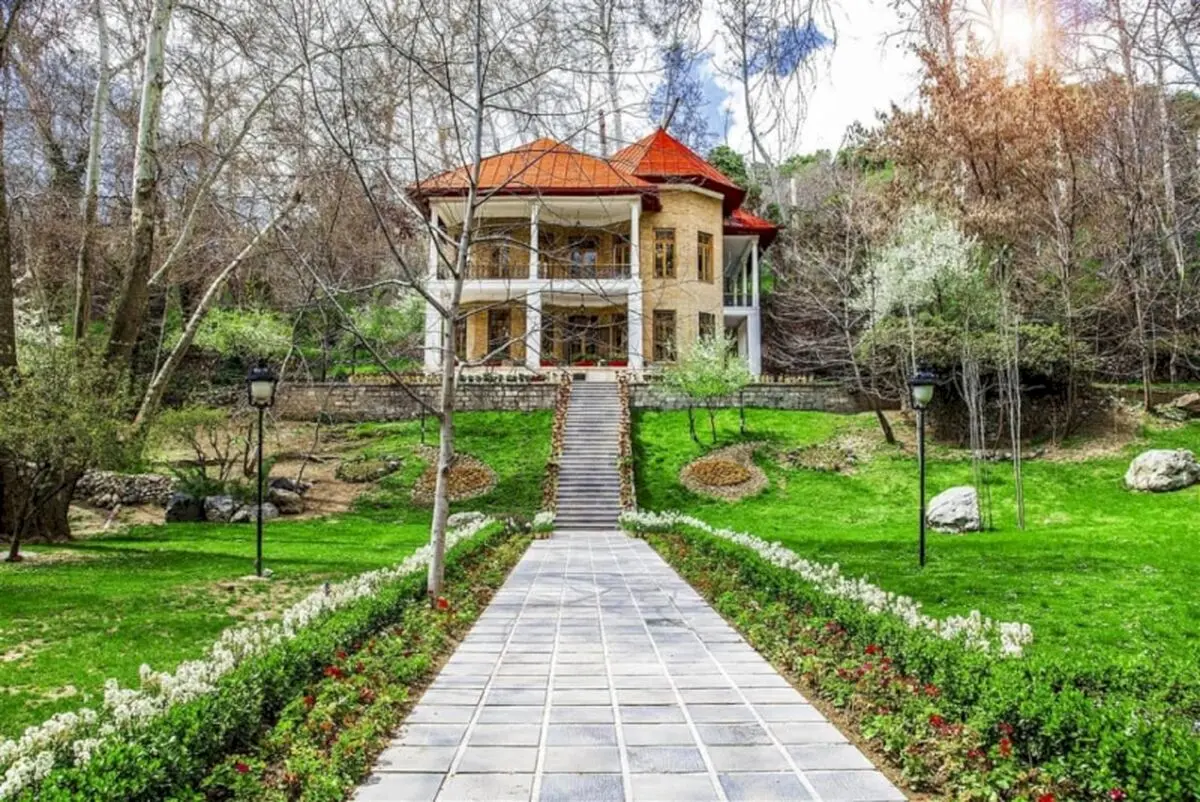 مجموعه سعدآباد در روز ۱۳ فروردین تعطیل است 