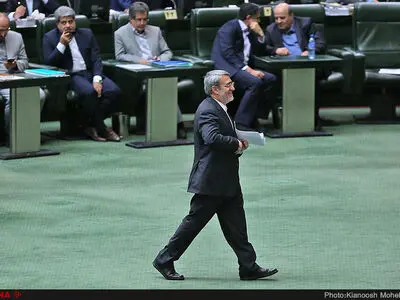 نمایندگان از پاسخ‌های وزیرکشور درباره واگذاری املاک شهرداری قانع شدند