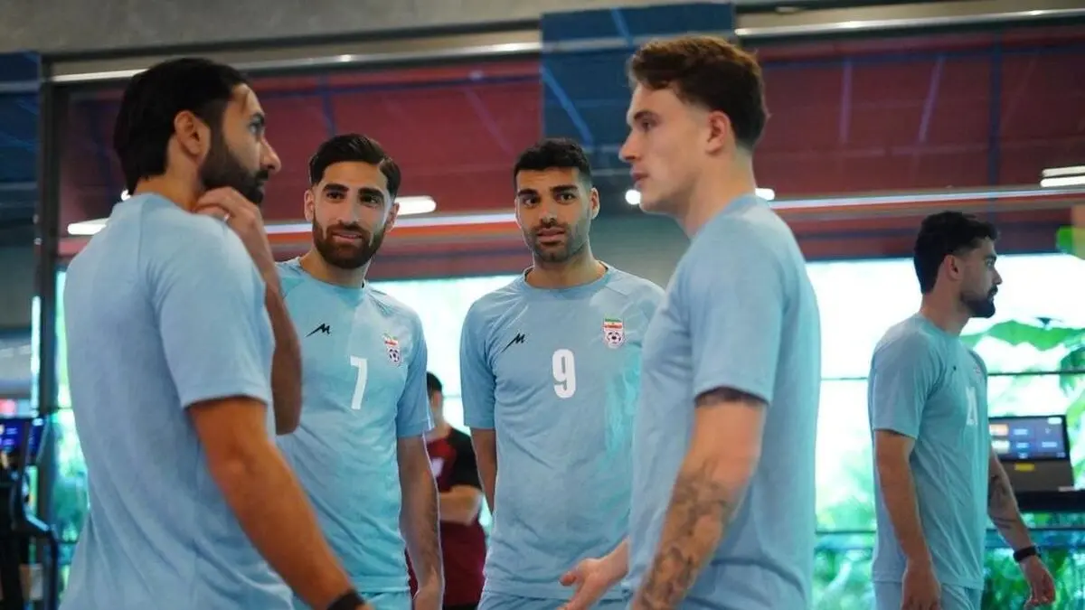 دنیس اکرت به اردوی تیم ملی ملحق شد