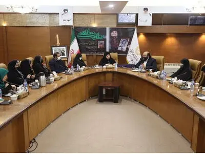 ویژه برنامه‌ای برای روایت مادر شهیدان خالقی‌پور: ۴۷ سال است که با خاطرات فرزندان شهیدم زندگی می‌کنم