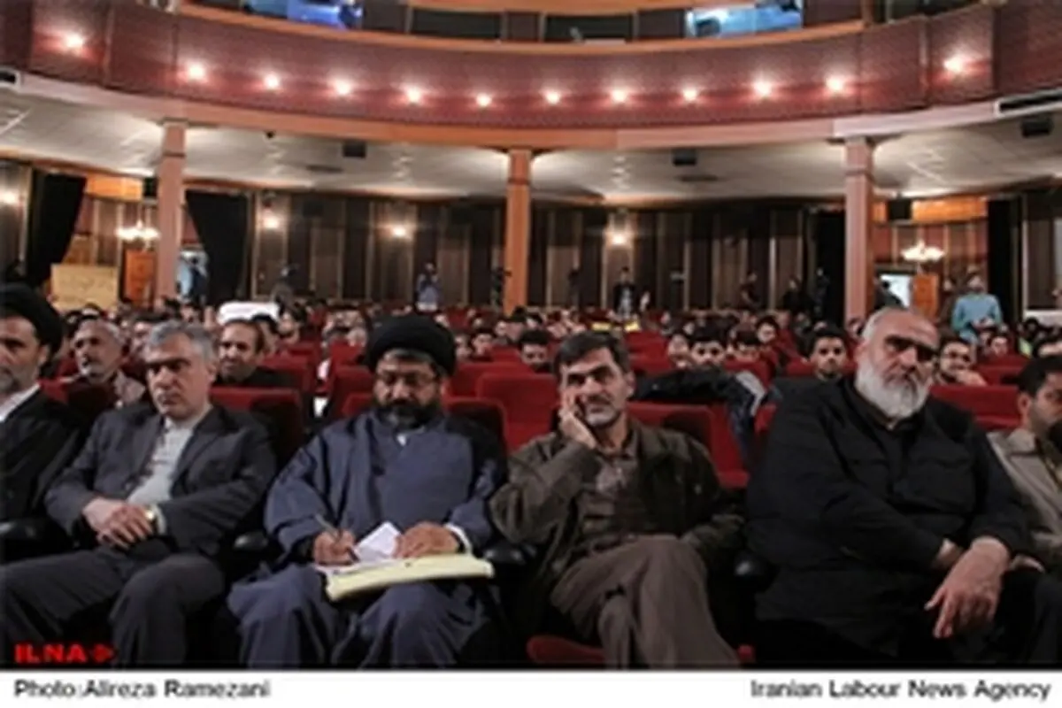 هدف مذاکرات نه تنها تحقیر ملت که تحقیر نظام بود / خروجی مذاکرات مسئله دار است