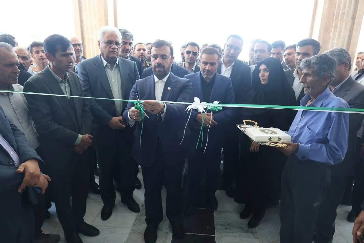 استاندار: فارس در شرایط جنگی نیز، یک کارگاه بزرگ عمرانی است