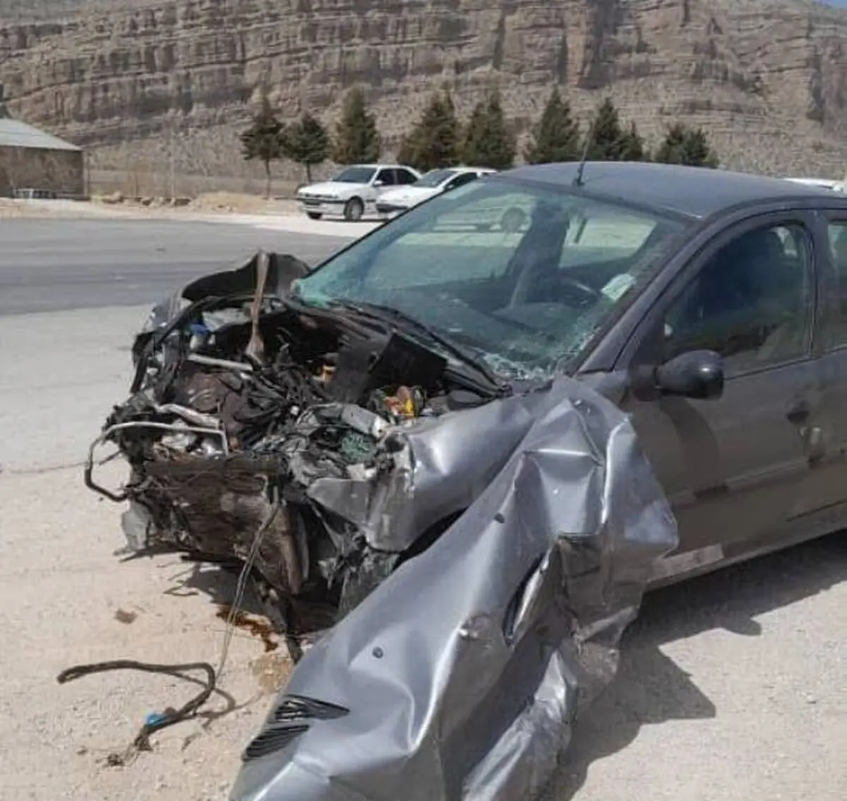  ۸ مجروح در برخورد سواری ۲۰۶ با پژو ۲۰۷