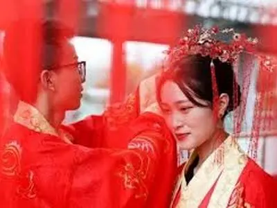 بازار ازدواج در پارک خلق شانگهای + عکس