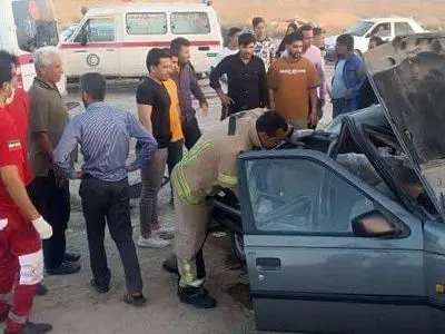  ۵ مصدوم و یک فوتی بر اثر تصادف تریلر با پژو در محور بوشهر به برازجان