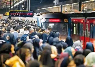 طومار کارگران و بازنشستگان تهرانی: مترو و اتوبوس را رایگان نگه دارید