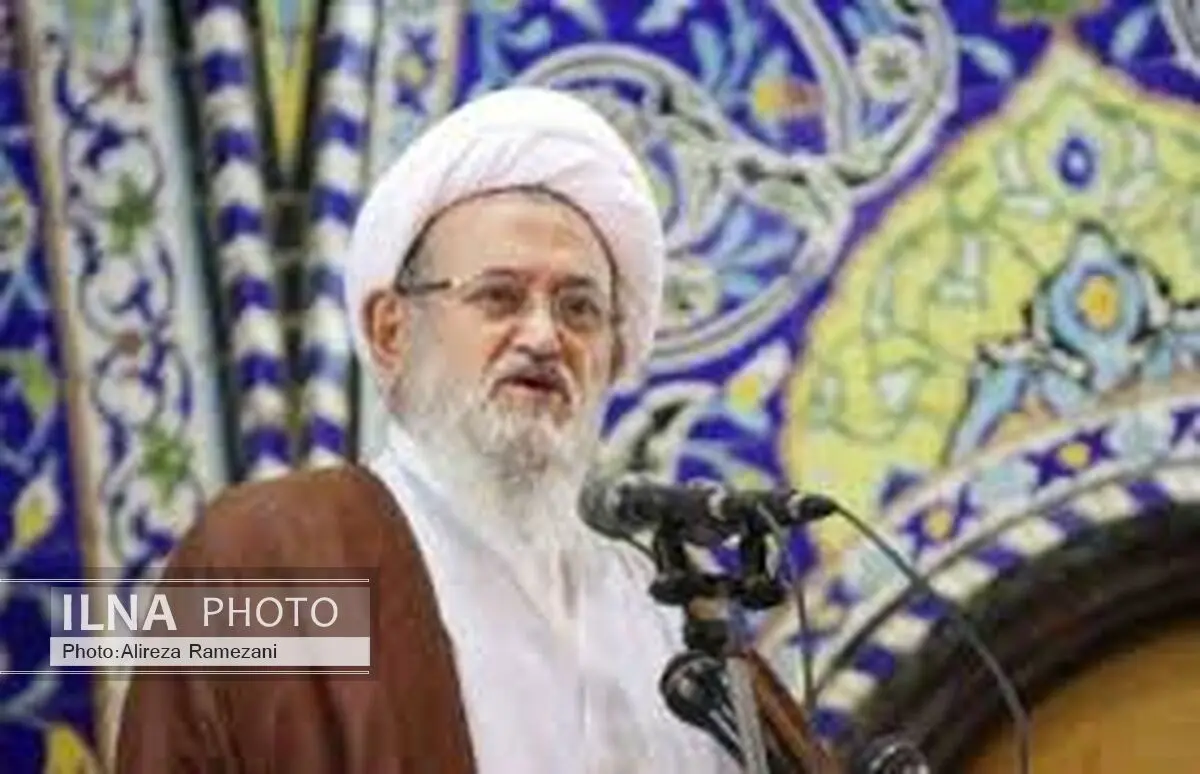  مجالس عزای حسینی نباید سیاسی شود