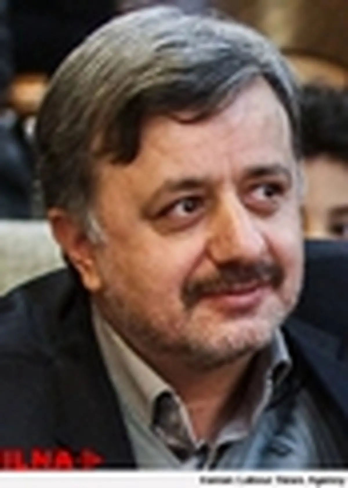 امیدوارم ایرانیان نه به شاعران که به کارگردان افغان هم با احترام نگاه کنند