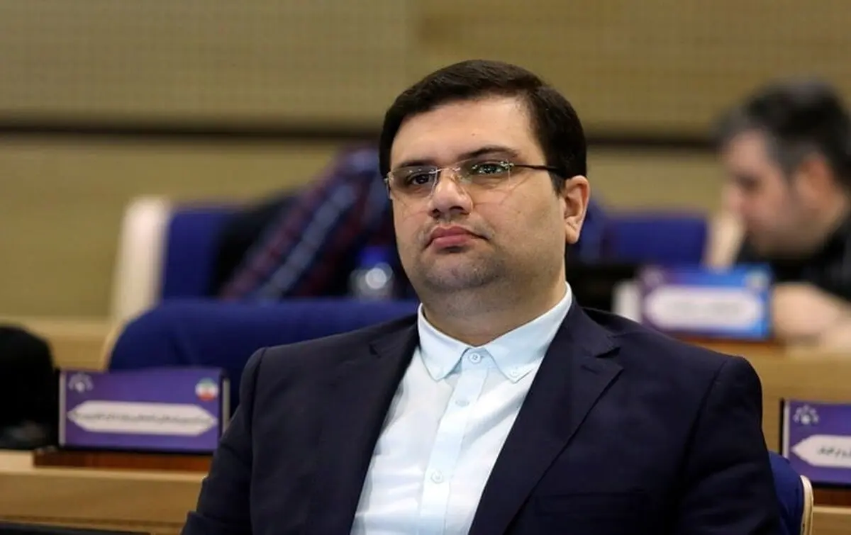 اصولی: وجود اختلاف در فدراسیون فوتبال طبیعی است(ویدیو)