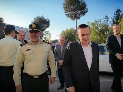 استاندار قزوین از ستاد فرماندهی انتظامی استان بازدید کرد