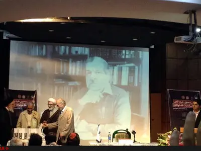 دو خردادی‌ام و از دو جهان آزادم/ترجمه‌های فولادوند درهای دانشگاه‌ها را به‌سوی اندیشه‌های جدید باز کرد