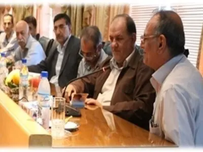 آب‌شیرین‌کن‌ها منابع آبی دشت سرخون را تهدید می‌کند