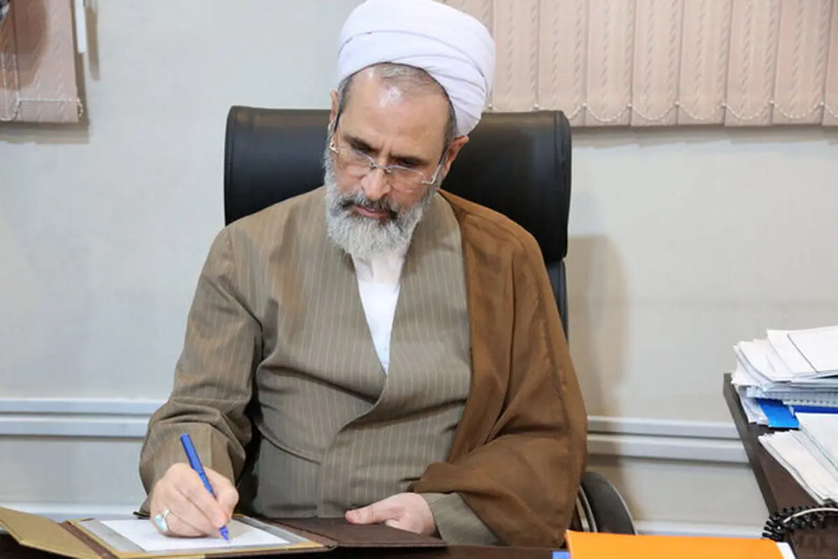 پیام تسلیت آیت الله اعرافی بمناسبت شهادت رهبر انقلاب