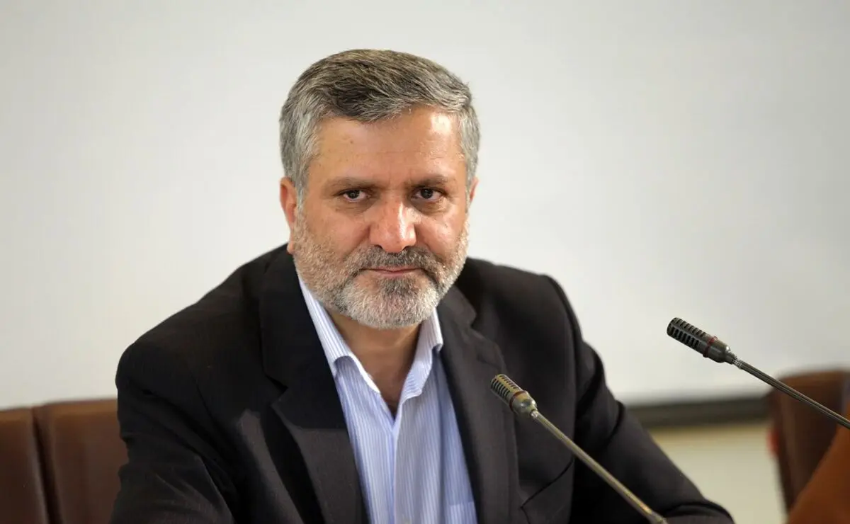 بازدید رییس جمهور از ستاد انتخابات کشور هیچ منع قانونی ندارد
