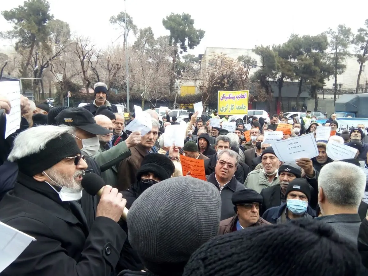 مجلس ۱۸۰ هزار میلیارد تومان برای سازمان تامین اجتماعی در بودجه درنظر بگیرد/ پرداخت ۲۵ درصد معوقه متناسب‌سازی به بودجه ۱۴۰۲ منوط نباشد