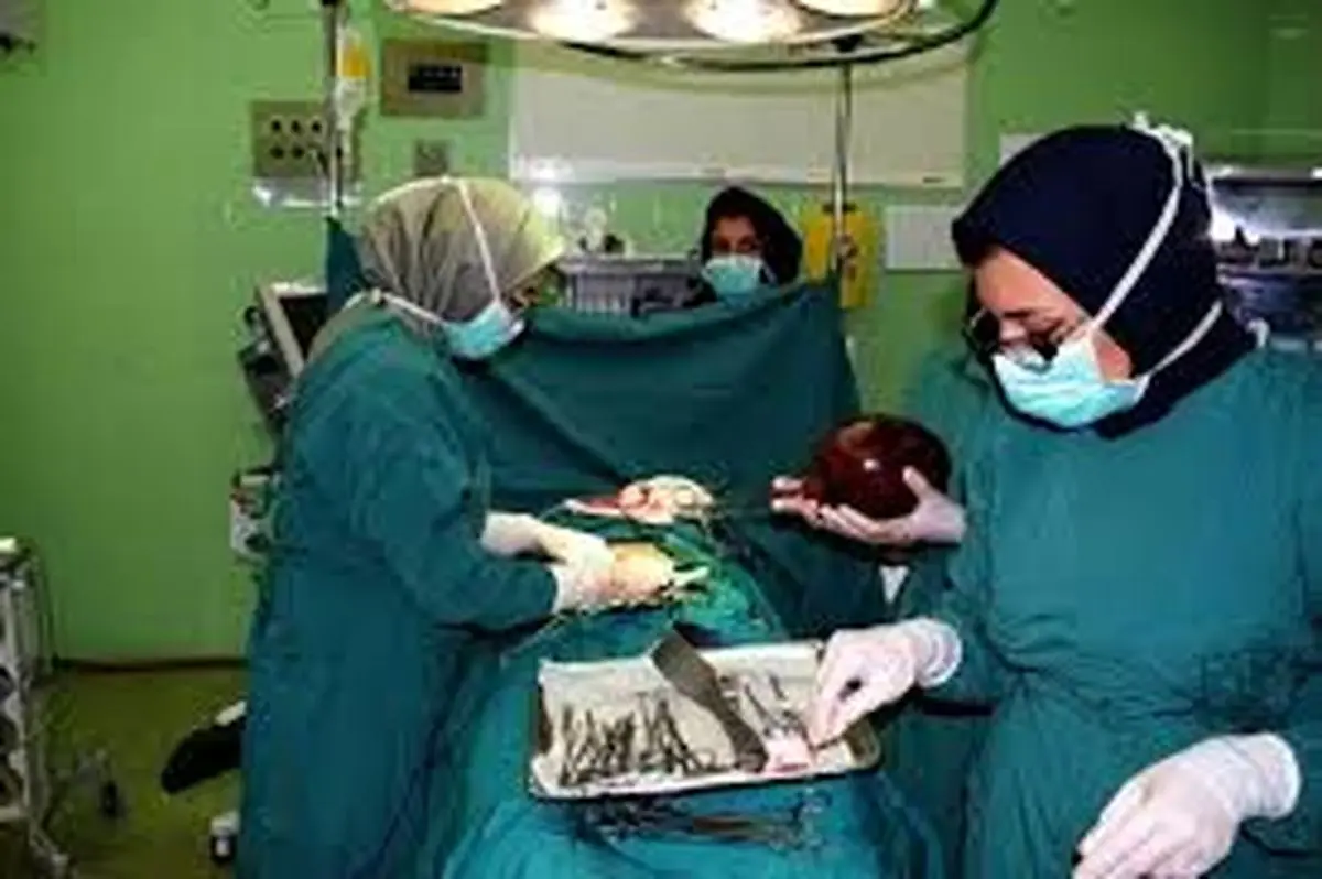 جراحی موفقیت‌آمیز هیسترکتومی و برداشتن توده 2 کیلوگرمی از بدن بیمار در قم