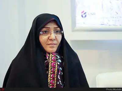 بازار و فعالیت اصناف جریان زندگی را در قلب تهران برقرار می‌کند