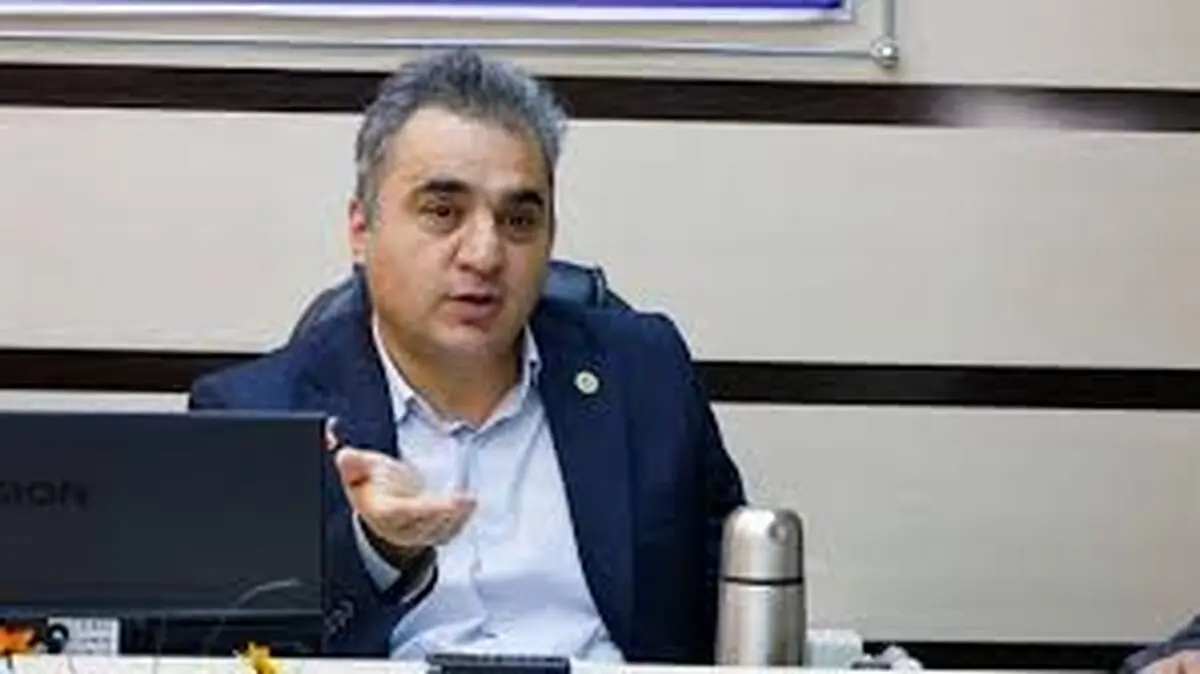 رئیس اتاق بازرگانی چهارمحال و بختیاری بر ضرورت تک‌نرخی شدن ارز و رفع موانع تولید تاکید کرد