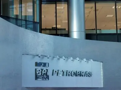 «نه» قاطع کارگران نفت برزیل به پیشنهاد پتروبراس/ اعتصاب در بزرگترین قطب تولید نفت ادامه دارد