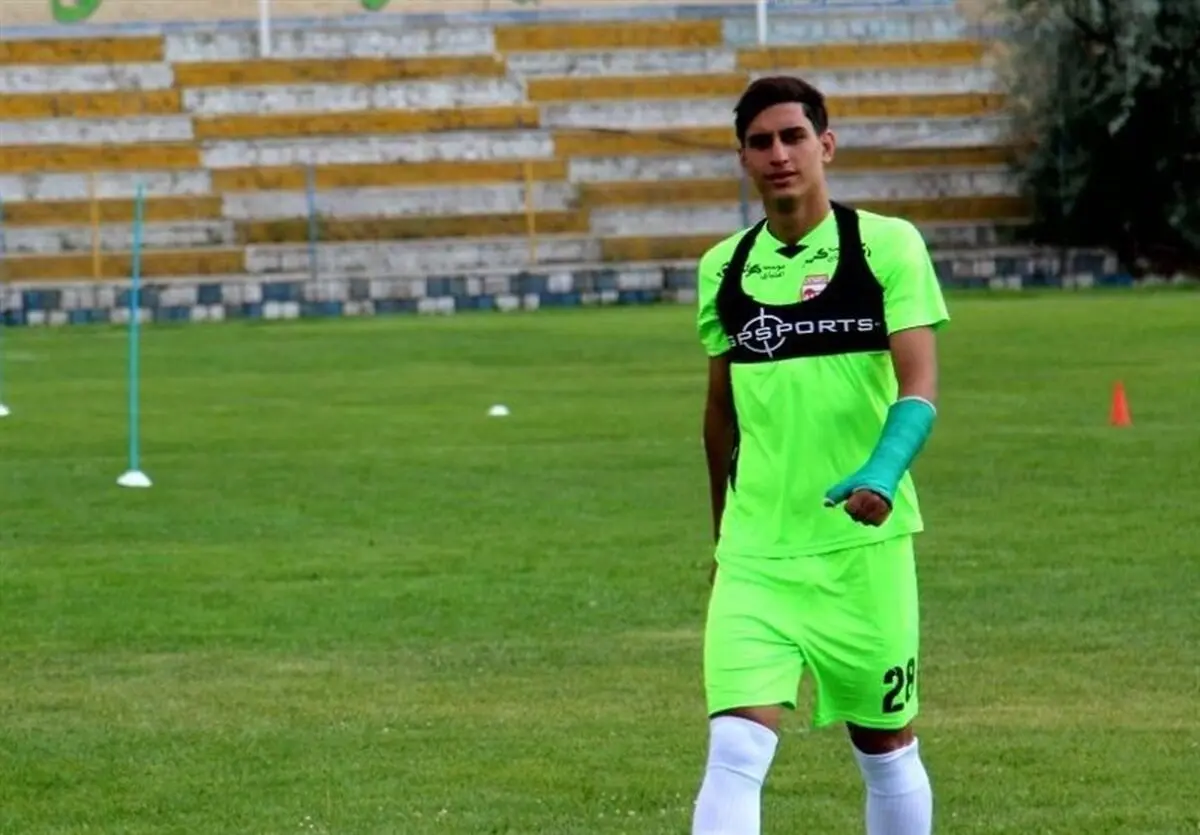 توافق شش ماهه و قرضی نادری و پرسپولیس