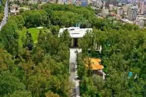 بازگشایی تدریجی مجموعه فرهنگی‌تاریخی نیاوران/ موزه‌های کوشک احمدشاهی و خودروهای اختصاصی از 18 مرداد میزبان گردشگران می‌شوند