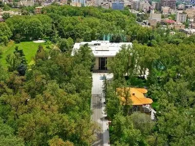 بازگشایی تدریجی مجموعه فرهنگی‌تاریخی نیاوران/ موزه‌های کوشک احمدشاهی و خودروهای اختصاصی از ۱۸ مرداد میزبان گردشگران می‌شوند