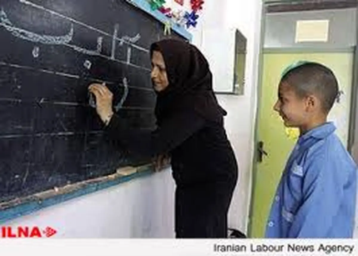 لزوم توجه فرادستان به کمپین بودجه عادلانه/ وضعیت دستمزد معلمان به خصوص در بخش خصوصی اسفناک است