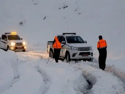 انسداد ۱۱ محور به دلیل بارش سنگین برف