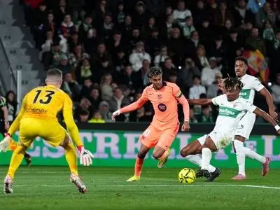 الچه 1 - 3 بارسلونا؛ هانسی فلیک صدر را به راحتی از دست نمی دهد