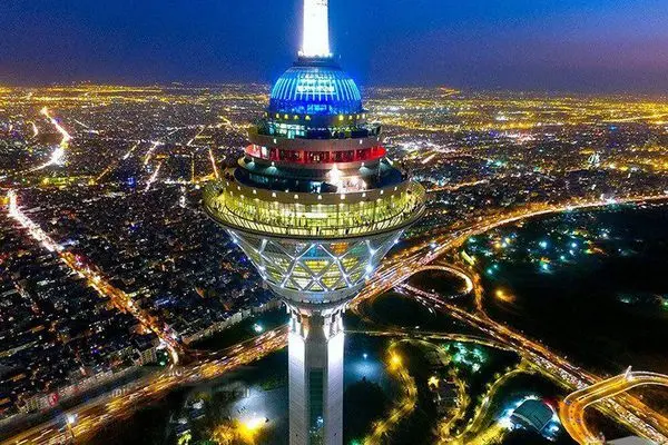 بازدید رایگان افراد دارای معلولیت از برج میلاد