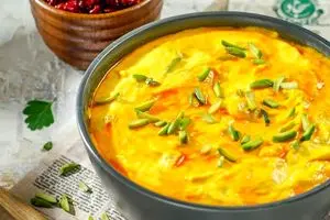 طرز تهیه خورشت ماست اصفهان