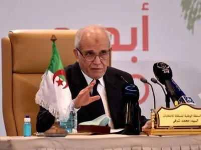نسبة المشارکة فی الانتخابات التشریعیة فی الجزائر الأدنى تاریخیا.. الصدارة لـ”جبهة التحریر” وتقدم للإسلامیین 