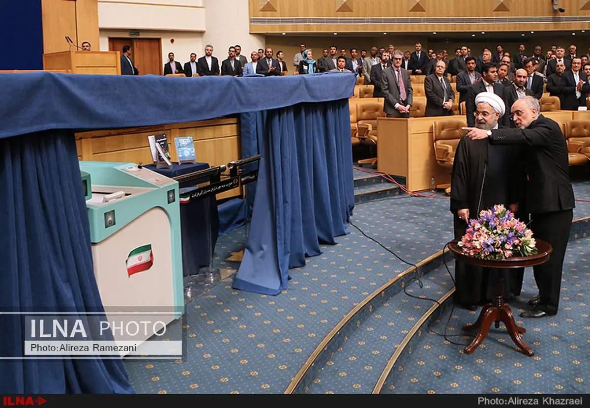روحانی از دستاوردهای جدید صنعت هستهای کشور رونمایی کرد