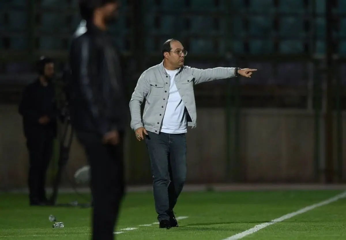 نشست خبری ربیعی ناتمام ماند