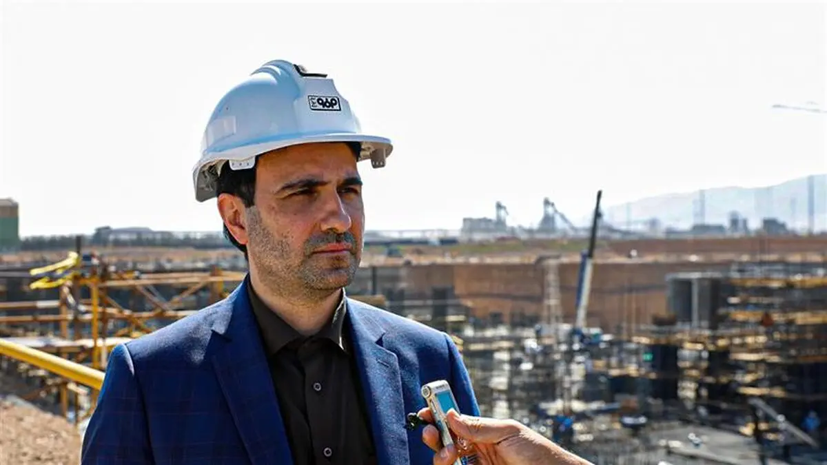 آنچه که در بازدید از فولاد مبارکه مشاهده کردم همگی در راستای فرمایشات مقام معظم رهبری است
